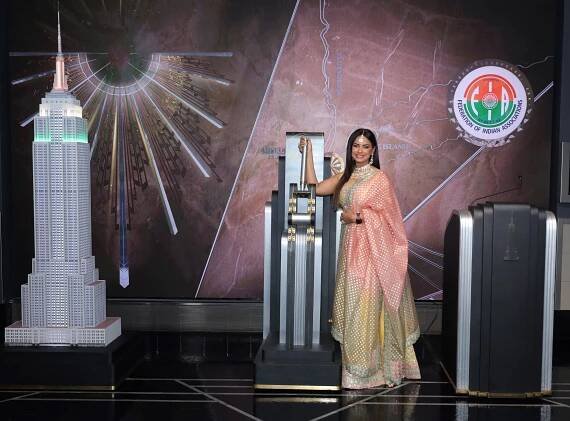 Neetu Chandra Lights Up the Empire State Building for India Day | Empire State Building