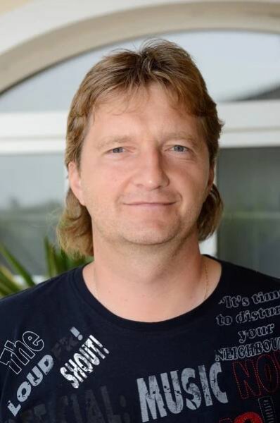 Sportovní komentátor Jaromír Bosák.