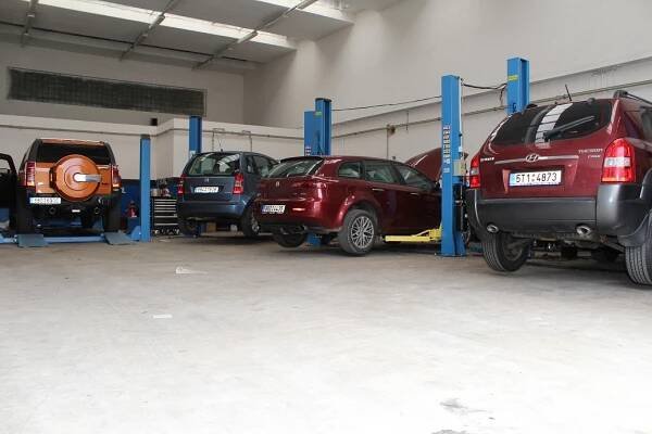 AZM autoopravna Brno – Autoservis AZM Brno