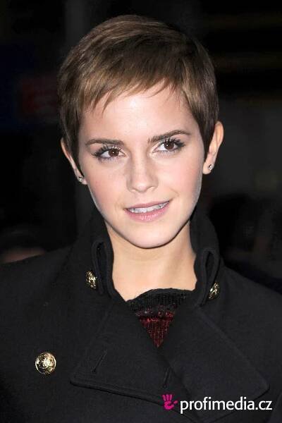 Emma Watson - celebrity účes - HappyHair