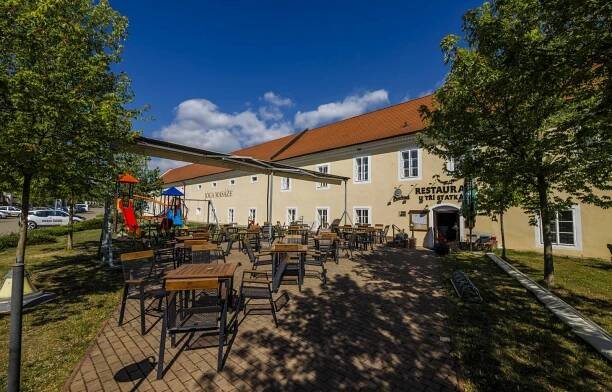 U Tří statkářů Dobříš | penzion | restaurace | wellness - Fotogalerie