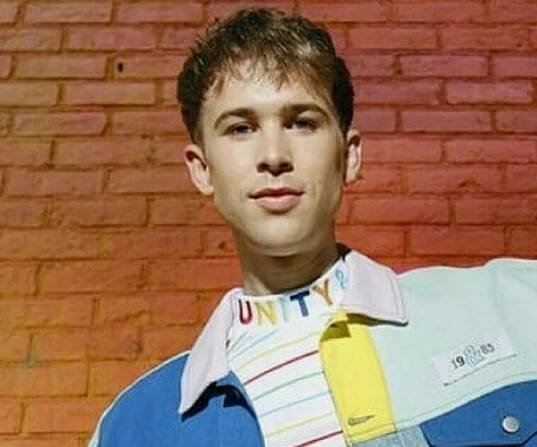 Tommy Dorfman – Bio, Facts, Family Life of Actor