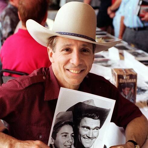 Johnny Crawford, a Western Hero’s Son on ‘The Rifleman,’ Dies at 75
