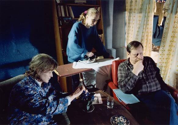 Děvče ze sirkárny - Z filmu - Elina Salo, Kati Outinen, Esko Nikkari