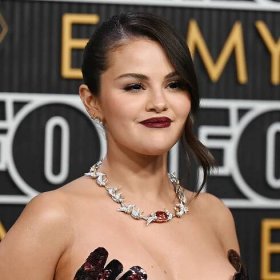Selena Gomez Kept Up Her Goth Glam Beauty Streak With a ‘Black Cherry’ Emmys Manicure