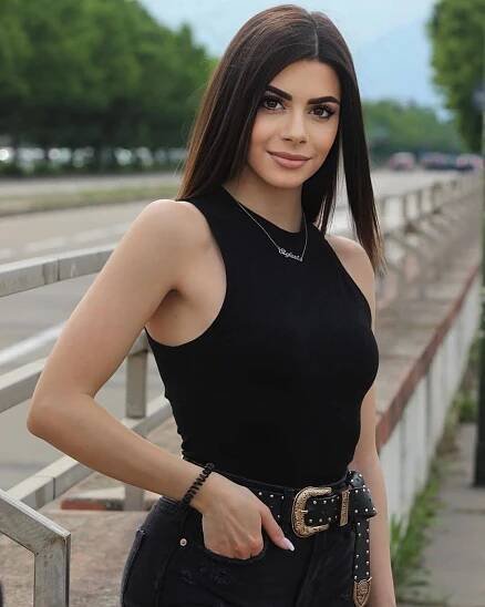 Who is Stefania Decorato? Wiki, Height, Weight, Age, Biography, Boyfriend, Net Worth, 5 Reasons To Follow Her 15