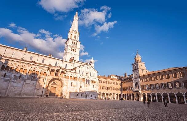 Discover Beautiful Modena - Wine and Travel Italy