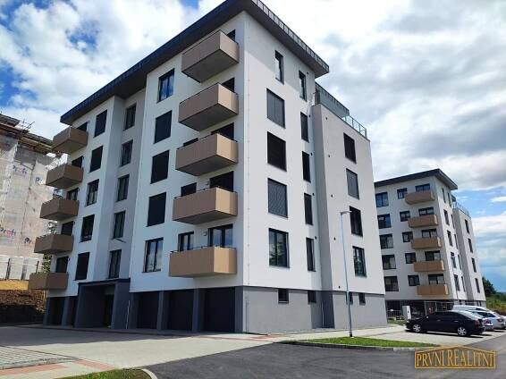 BYT 2+kk balkon a parkovací stání Uherský Brod - První Realitní