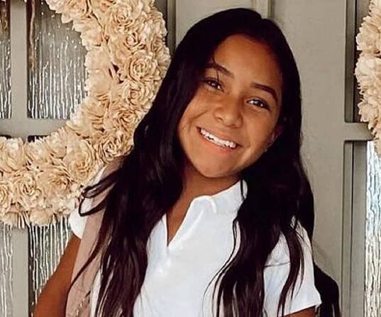 NayVee Nelson