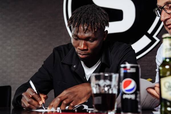 Okeke spojuje budoucnost se Spartou | sparta.cz