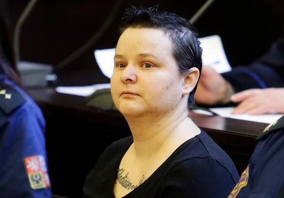 Michelle Sudků byla za vraždu nevinné ženy v obchodním centru Smíchov odsouzena k 30 letům za mřížemi. Ani po odpykání trestu se však na svobodu nedostane.