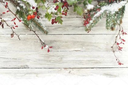 Stáhnout - Vánoční dekorace na dřevěném pozadí — Stock obrázek