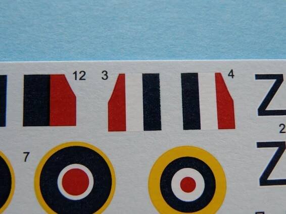 ModelWeb » Blog Archive » 1/48 a 1/72 obtisky na Supermarine Spitfire verzí Mk. Vb, VII, VIII a IXe