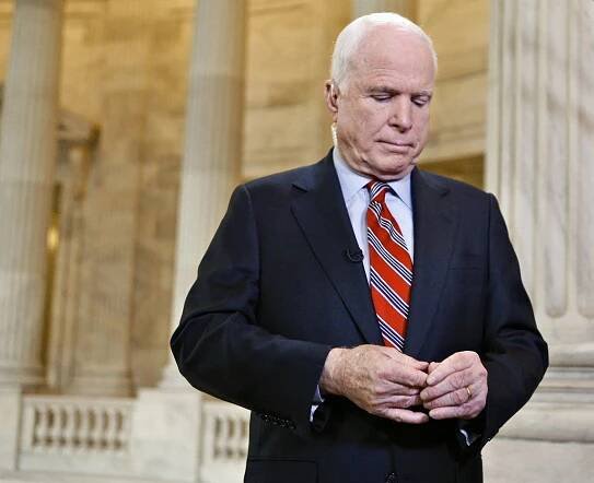 „Dej rakovině co proto.“ Vlivný senátor McCain má velmi zhoubný nádor mozku