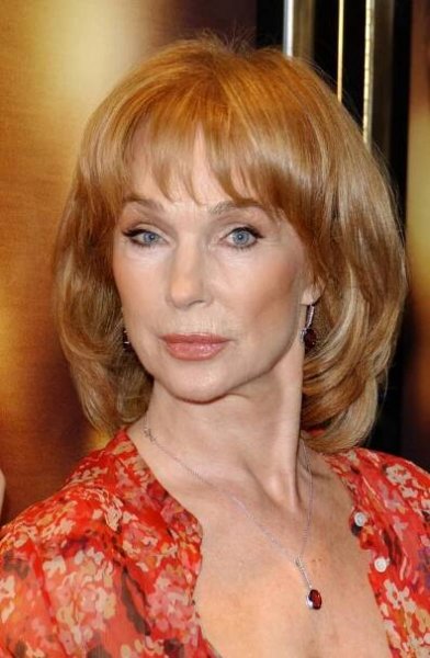 Shirley Anne Fieldová