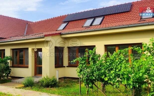 Rodinné domy, Šumice, 263 m²