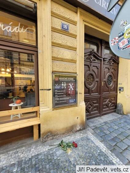 Pamětní deska Obětem 2. světové války | Spolek pro vojenská pietní místa