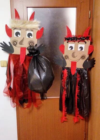 Pin by Andrea Tomšejová on Mikuláš | Paper crafts diy kids, Classroom crafts, Paper crafts diy