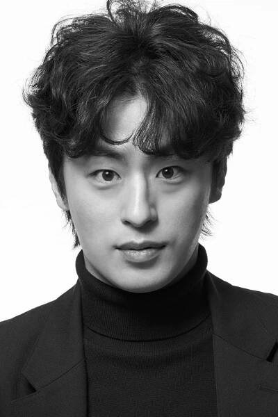 Koo Kyo-hwan herec