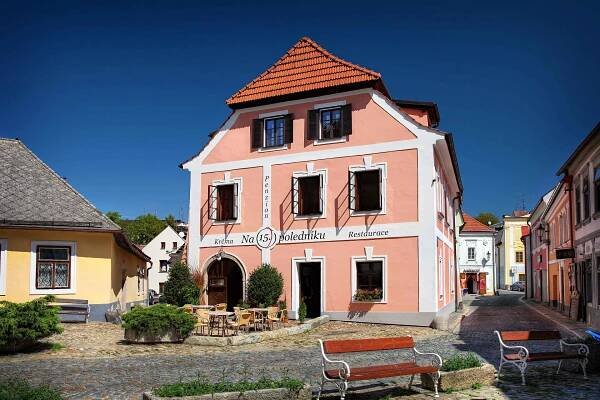 Penzion NA 15. POLEDNÍKU - ubytování Jindřichův Hradec