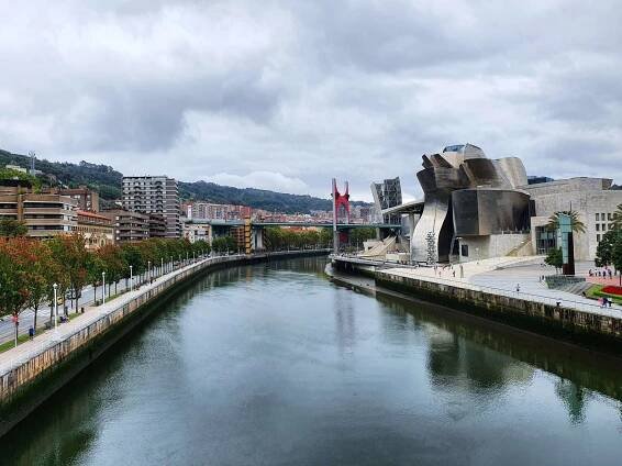 Bilbao : čo vidieť a zažiť v najväčšom meste Baskicka?