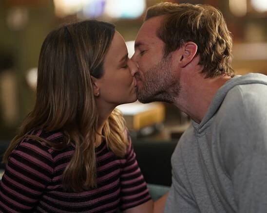 A Million Little Things - Six Months Later - Z filmu - Allison Miller, Ryan Hansen