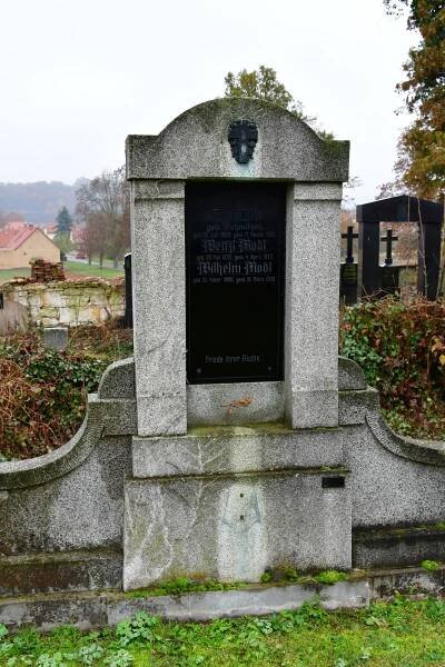 Liběšovice | Detail hřbitova | Databáze historických hřbitovů