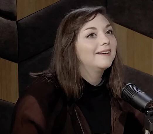 Neteř Marthy Issové Julia poprvé přiznala lásku se ženou. Obě jsou herečky