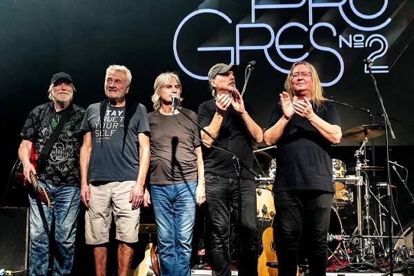 PROGRES 2 - 20. 3. 2023, Praha, Lucerna Music Bar | Spark Rock Magazine