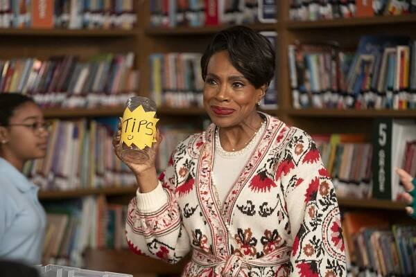 Základka Willarda Abbotta - Ava Fest: Tokijská jízda - Z filmu - Sheryl Lee Ralph