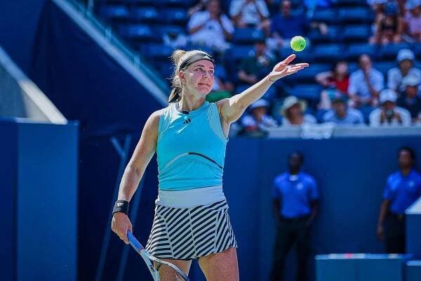 Tenis, grandslam US Open v New Yorku, Karolína Muchová během osmifinálového zápasu