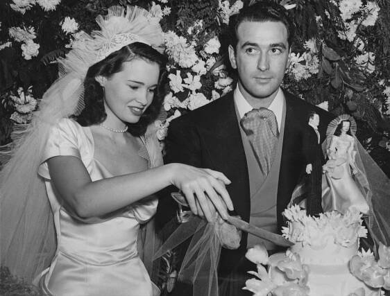 Gloria Vanderbilt Facts