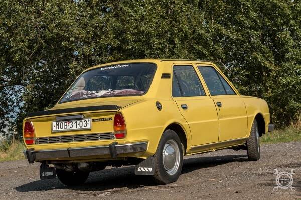 Škoda 120L