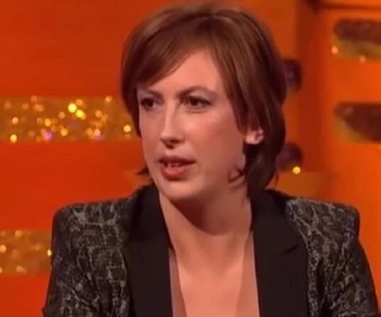 Miranda Hart Biography - Facts, Childhood, Family Life & Achievements of English Actress