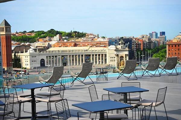Hotel B 3*