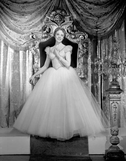 Julie Andrews For Cbs Television Presentation Of 'Cinderella', 1957.