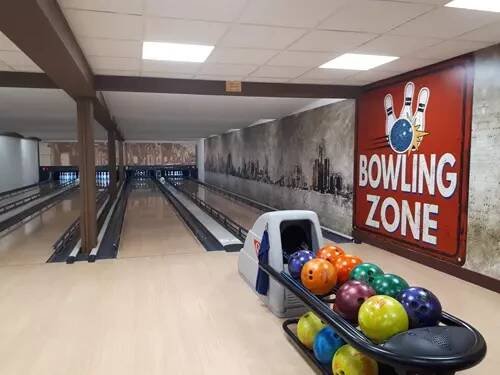 Bowling Karel – Kudy z nudy 