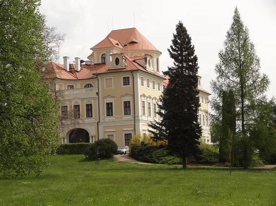 Zámek Liblice zdroj: Wikimedia Commons