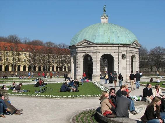 Hofgarten (Munich) - Wikipedia