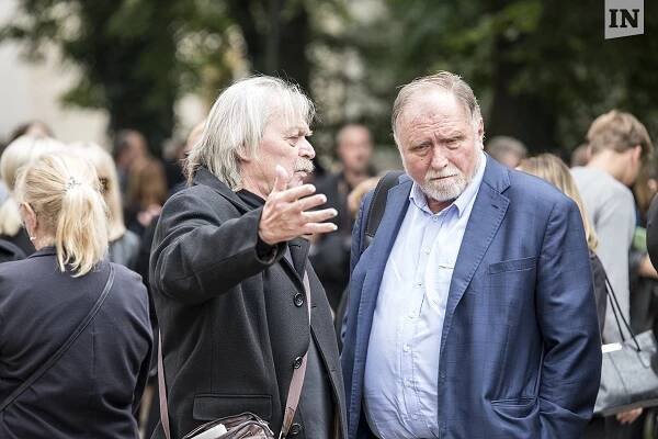 Pohřeb Vašo Patejdla | PrahaIN 