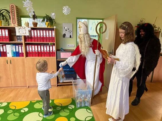 Mik, miku, mik, miku Mikuláš. - Oficiální stránky MŠ Napajedla