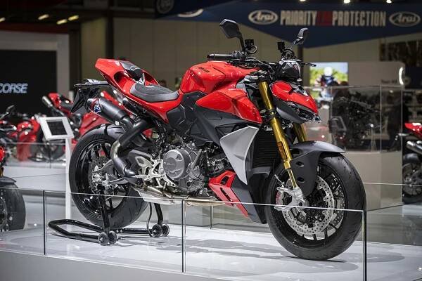 DMOTO | Moto novinky 2025 z EICMA Milano