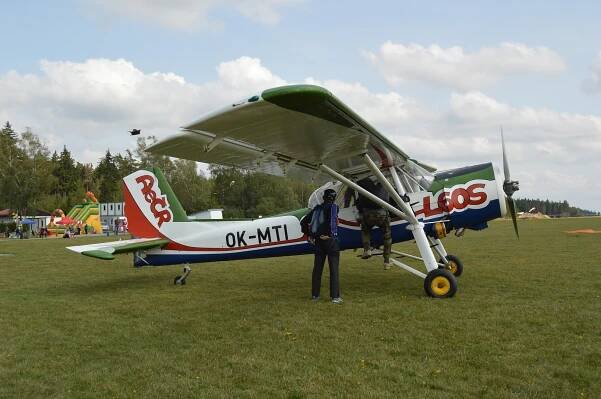 Jihlavský aeroklub po roce provětrá hangáry na Henčově