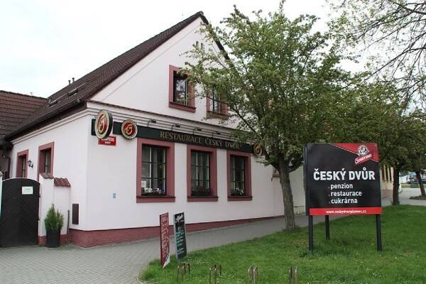 Restaurace Český Dvůr - Živéfirmy.cz