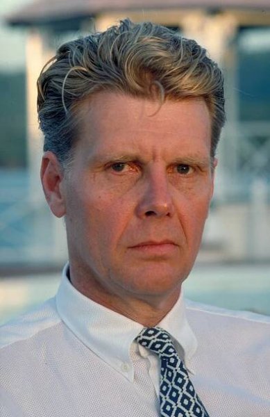 Quinnův případ - Promo - James Fox
