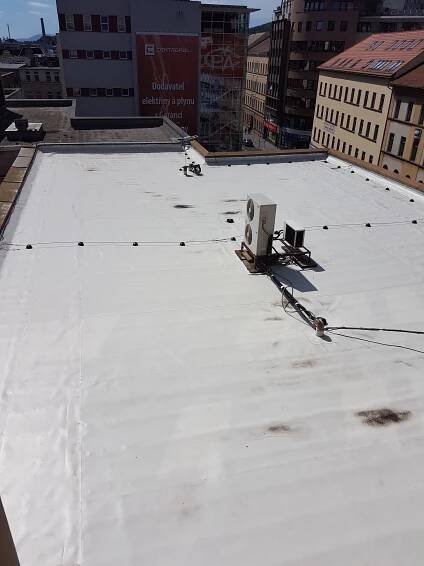 Rekonstrukce střechy PB Centrum - Mírové náměstí, Ústí nad Labem (2017)