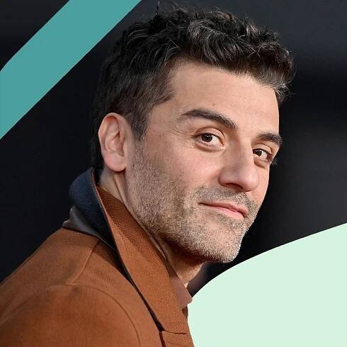 Oscar Isaac gives a bizarre explanation for his viral red carpet moment with Jessica Chastain