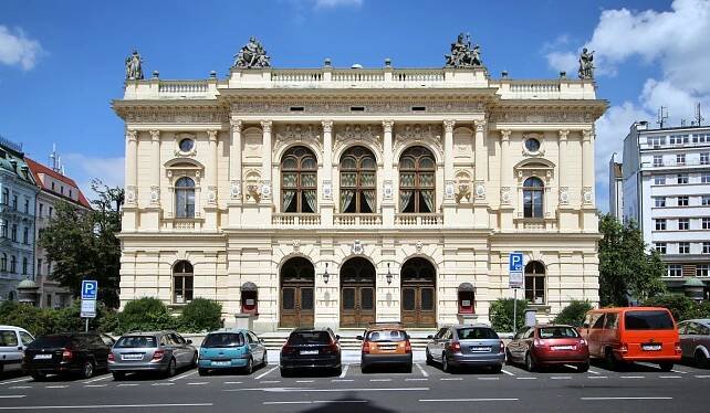 File:Liberec divadlo F. X. Šaldy 3.jpg - Wikimedia Commons