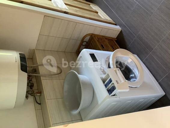 Pronájem bytu 2+kk 55 m², Hlavní, Karlovy Vary, Karlovarský kraj