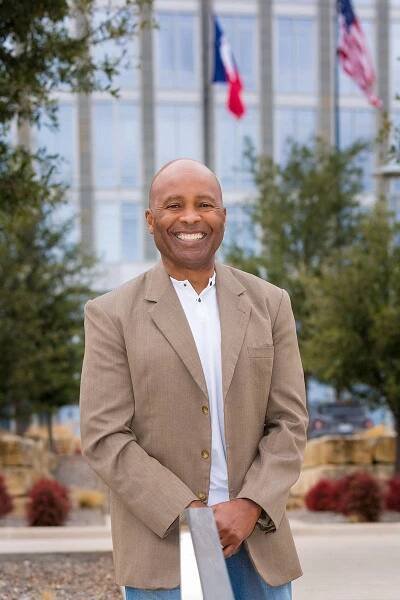 Dr. Calvin Live | Video Presentations | Seminars | Podcast Interviews | Coaching — calvinlawrencespeaks.net